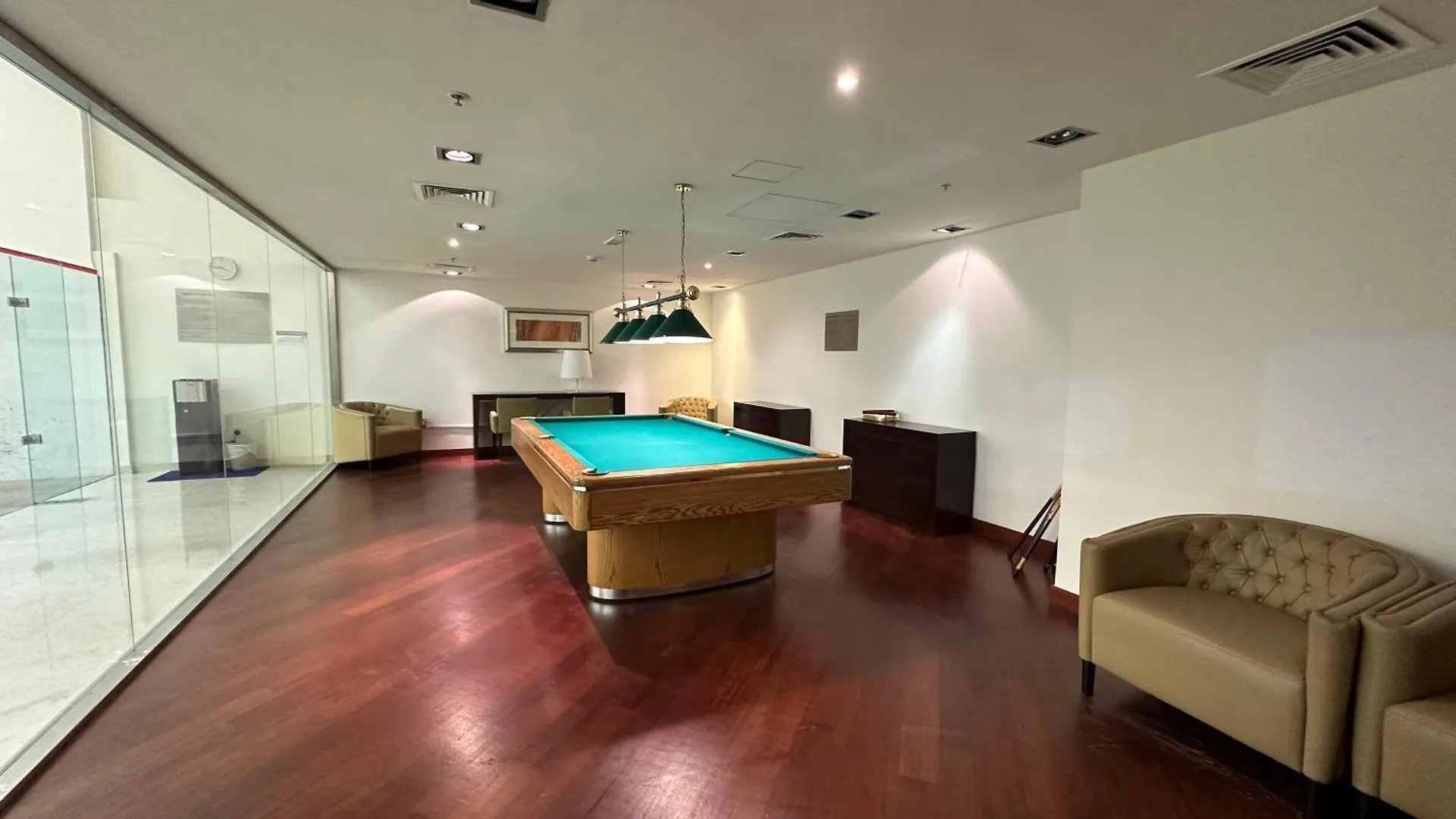 Family Friendly Spacious Best Location Marina Walk And Jbr Walk Dubai