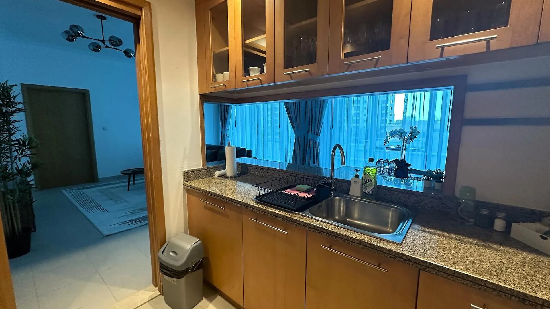 Family Friendly Spacious Best Location Marina Walk And Jbr Walk Dubai Apartment