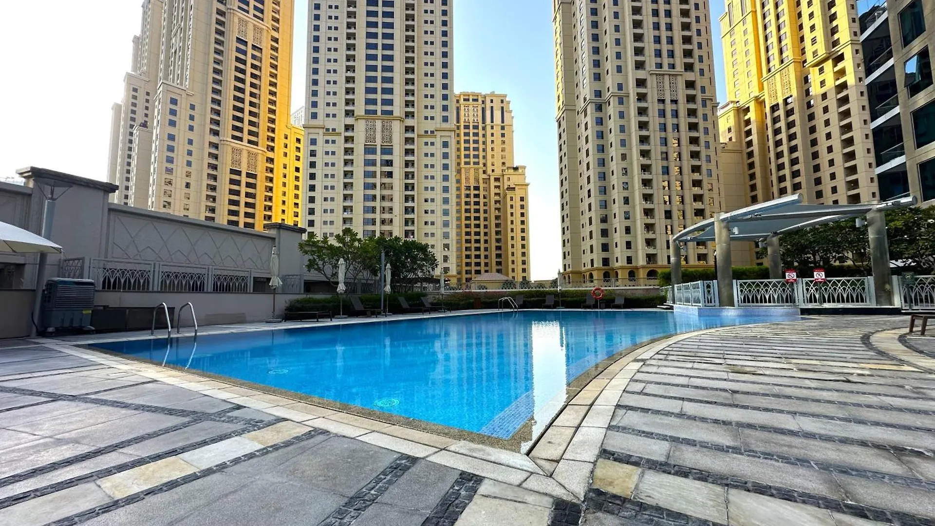 Family Friendly Spacious Best Location Marina Walk And Jbr Walk Dubai 0*,  United Arab Emirates