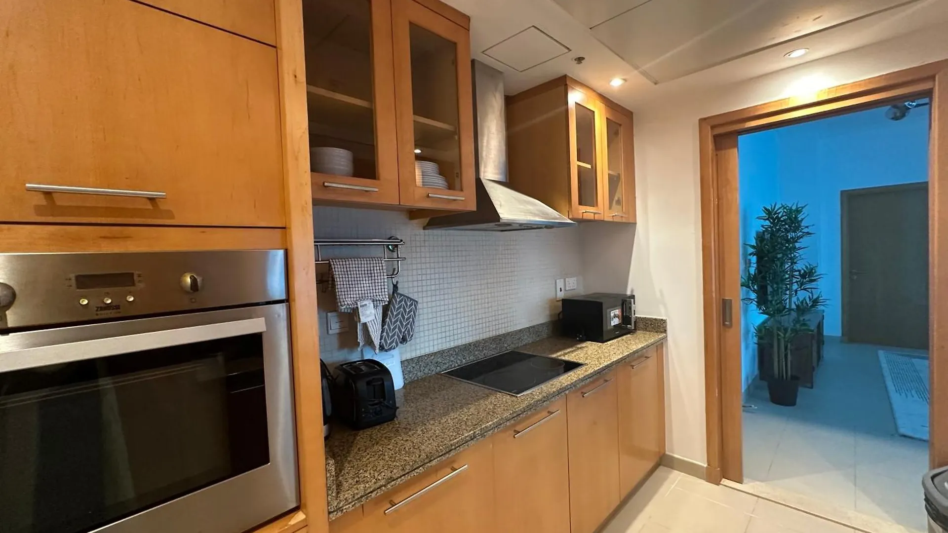 Family Friendly Spacious Best Location Marina Walk And Jbr Walk Dubai Apartment