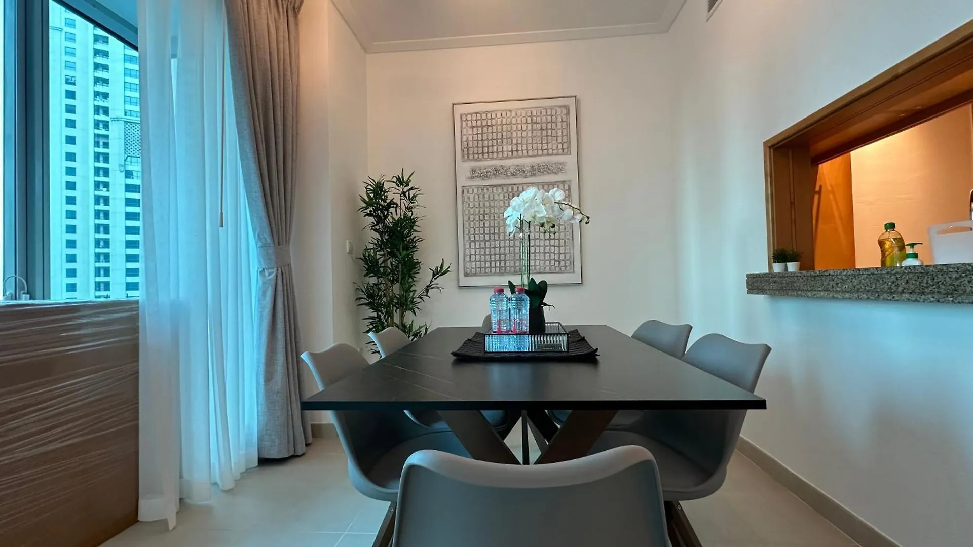 Family Friendly Spacious Best Location Marina Walk And Jbr Walk Dubai